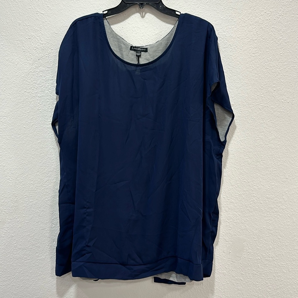 ⭐️ 3/$12 lane Bryant blouse